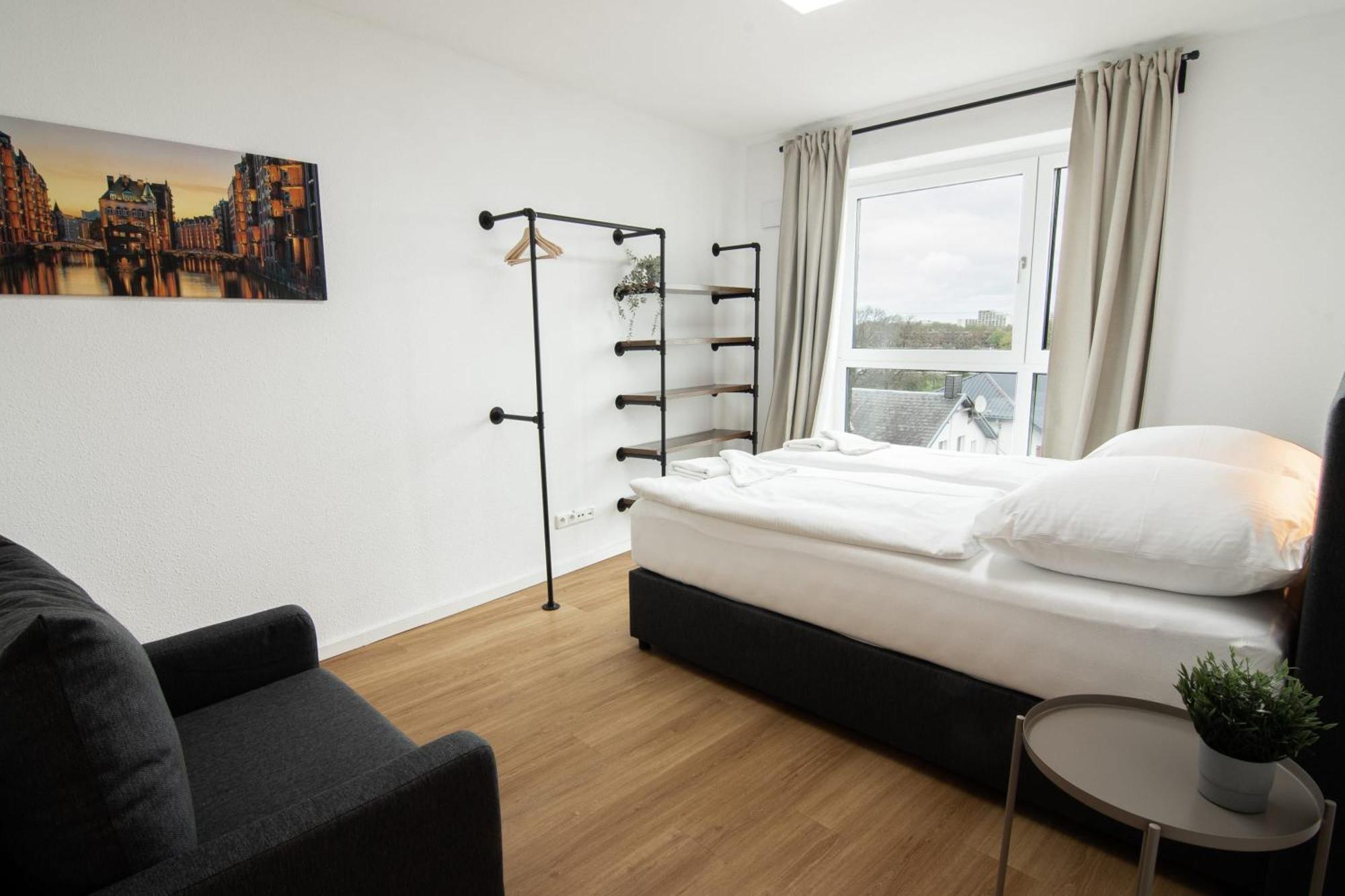 Central Apartment 4 Bedrooms For Up To 12 Guests هامبورغ المظهر الخارجي الصورة